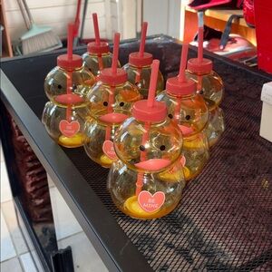 7 Duck cups with straws